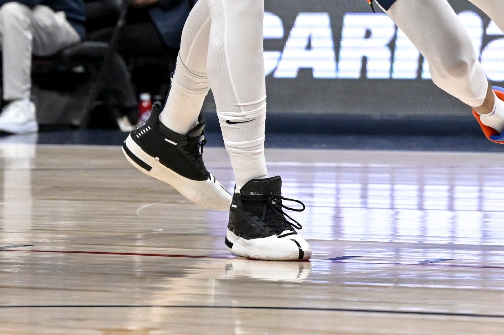 Nikola Jokic 361 Degrees Jokic 1 Sneaker