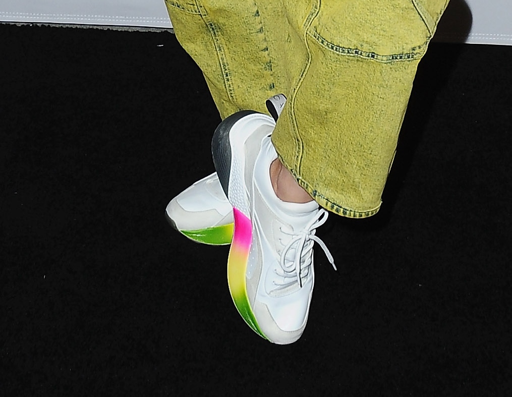 Charli XCX, Givenchy, platform, sandals, grunge, pumps, slingback, Stella McCartney, sneakers