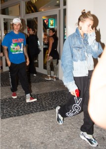 justin bieber, hailey baldwin, street style, adidas yeezy 700 wave runner, vans slip-on sneakers