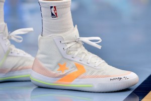 Kelly Oubre Jr. Kobe Bryant Tribute, converse all star pro bb, mamba 4l, sneakers, shoes