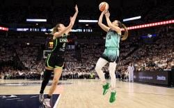 MINNEAPOLIS, MINNESOTA - OCTOBER 16: Sabrina Ionescu #20 of the New York Liberty shoots the ball against Alanna Smith #8 of the Minnesota Lynx during the fourth quarter in Game Three of the WNBA Finals at Target Center on October 16, 2024 in Minneapolis, Minnesota. (Photo by David Berding/Getty Images)